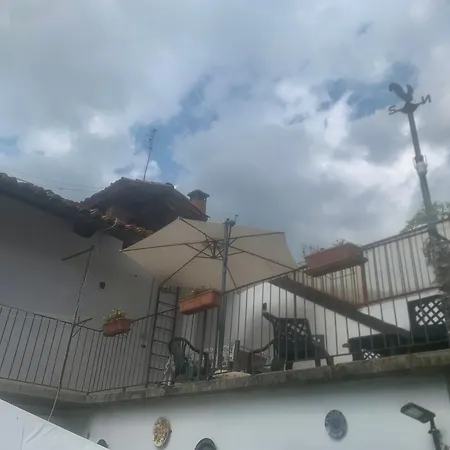 Langhe Nyaraló *